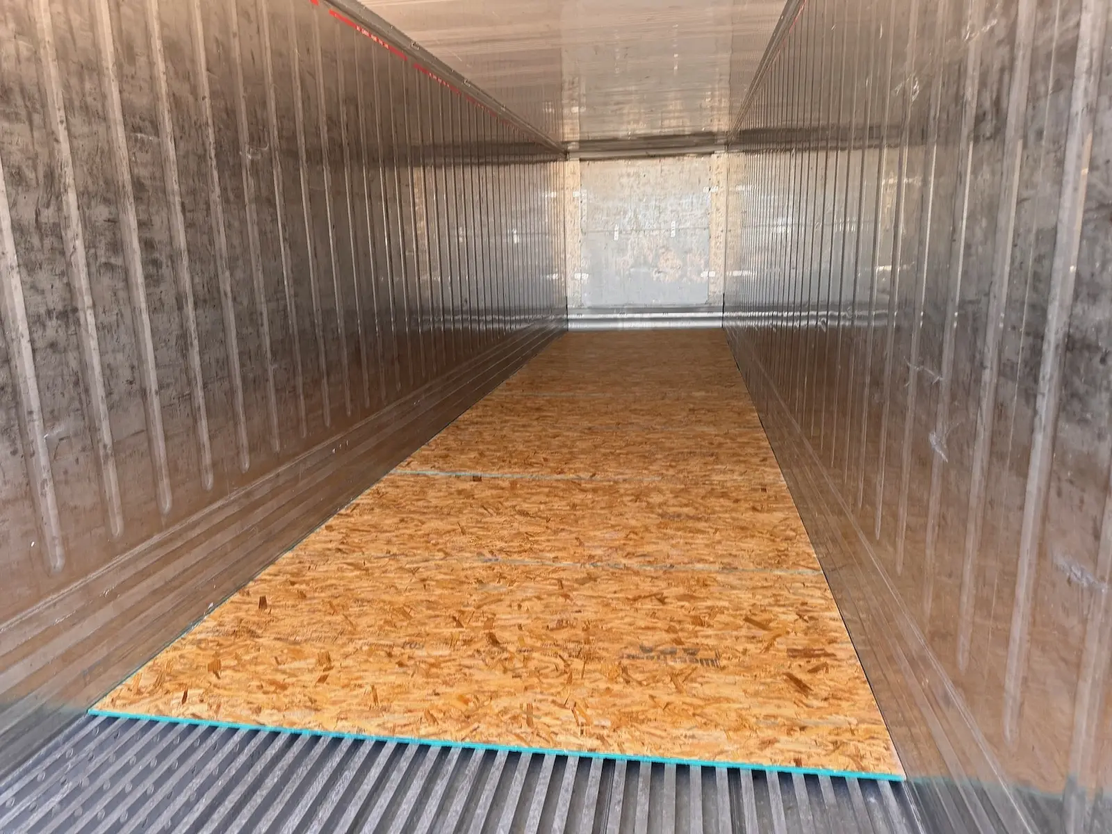 The finished container floor