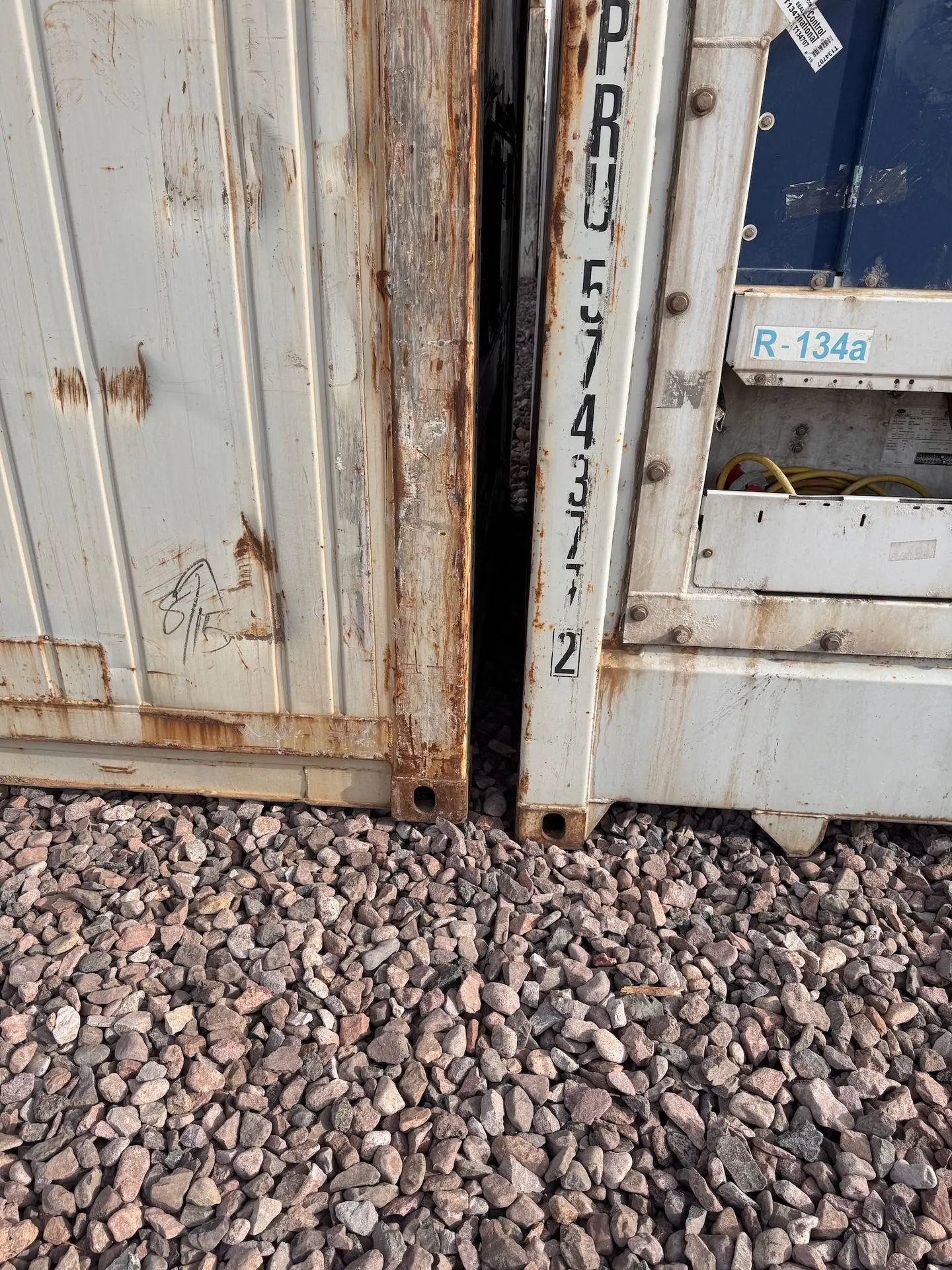 The containers with no foundation